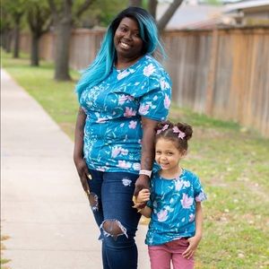 Ladies Feminine Mom & Me Blue and Pink Floral Short Sleeved Shirt
